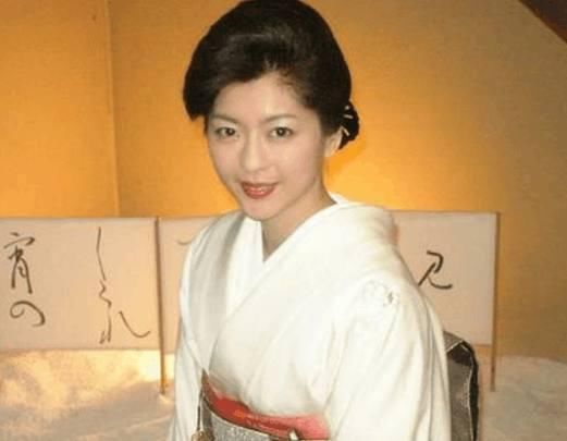 李连杰红颜知己,《精武英雄》中的中山忍,45岁未婚好可惜!_【快资讯】