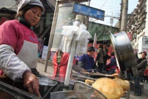 夜宵摊、早餐摊、地摊到底有多赚钱?