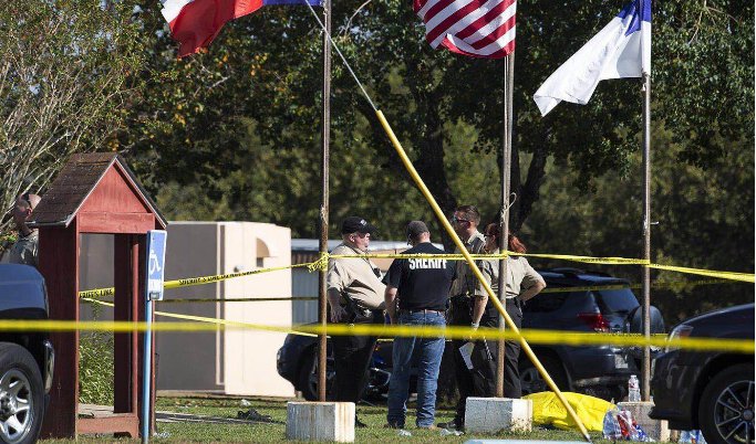 美国得州一教堂发生枪击案 多人死伤