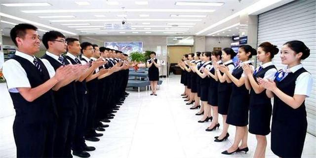 一次性在银行存1亿,能够得到银行什么样的待遇