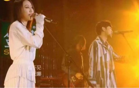歌手终极之夜,吴青峰搭档陈粒,刘欢粉丝全跑来