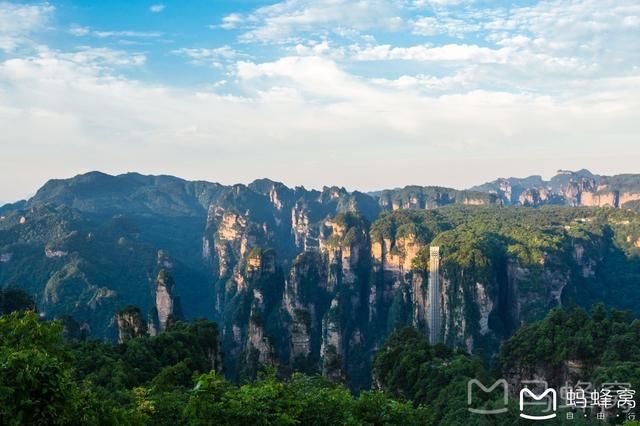 张家界森林公园2日行程，沉迷于湘西的醉人山色