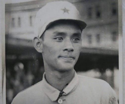 中国第一神枪手,每颗子弹均例无虚发,看到抗日