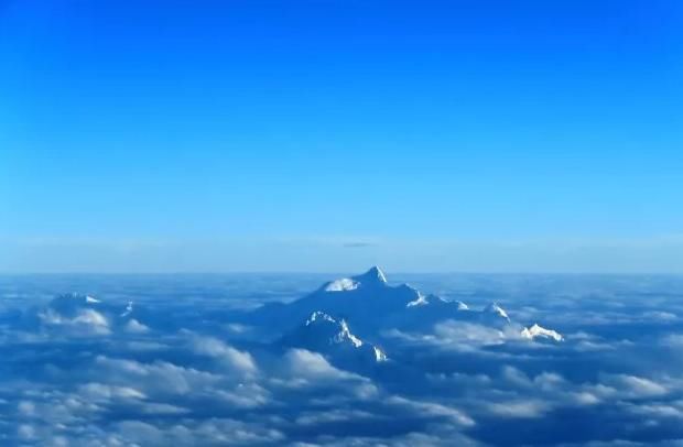 自驾川藏线D6：遇见醉美高山垭口，色季拉山