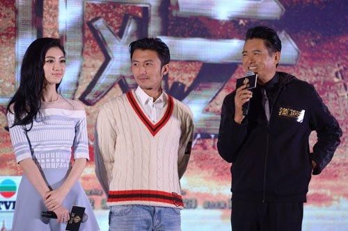 同样是花痴,景甜遇上谢霆锋装可爱!杨幂更是大