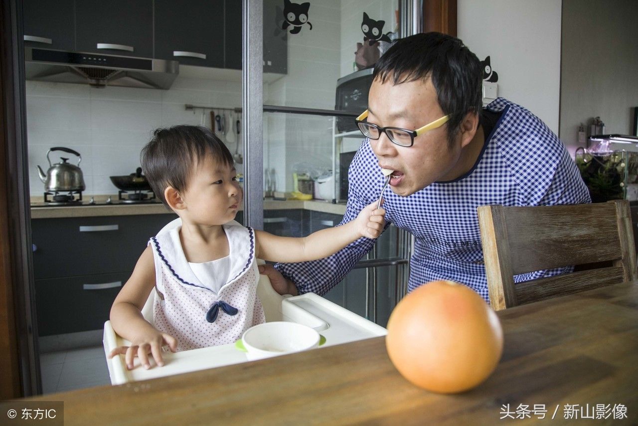 徐州30岁男子辞职在家全职当奶爸,不想让老婆