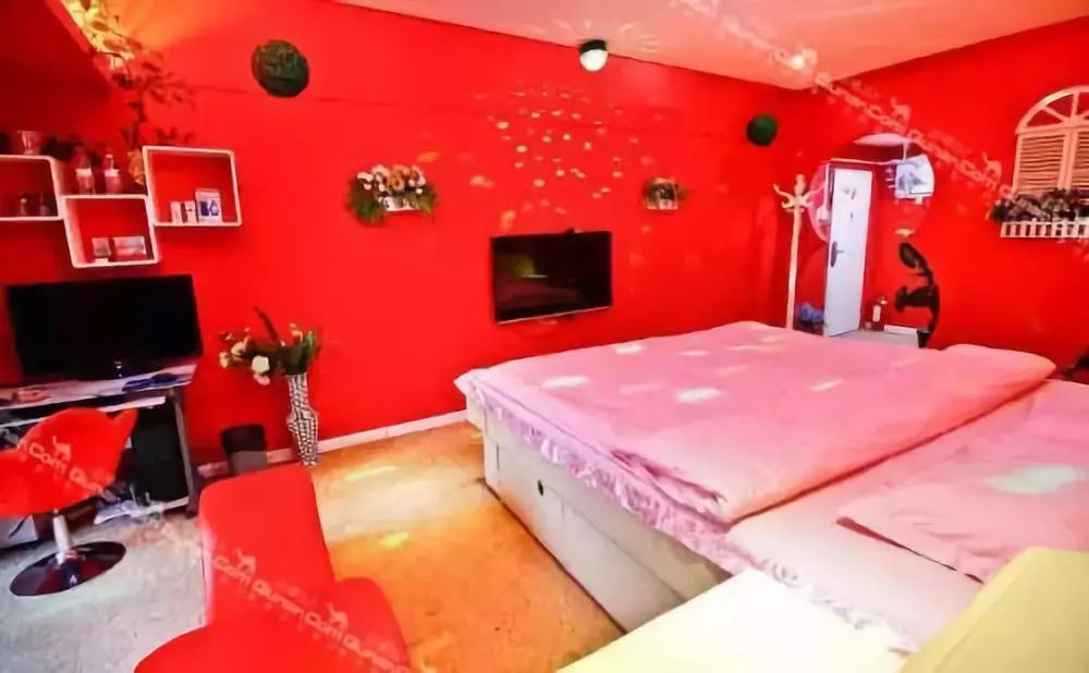 730亿的情趣,使用了!中国酒店情趣,浇灭你所糟蹋道具主题房市场图片
