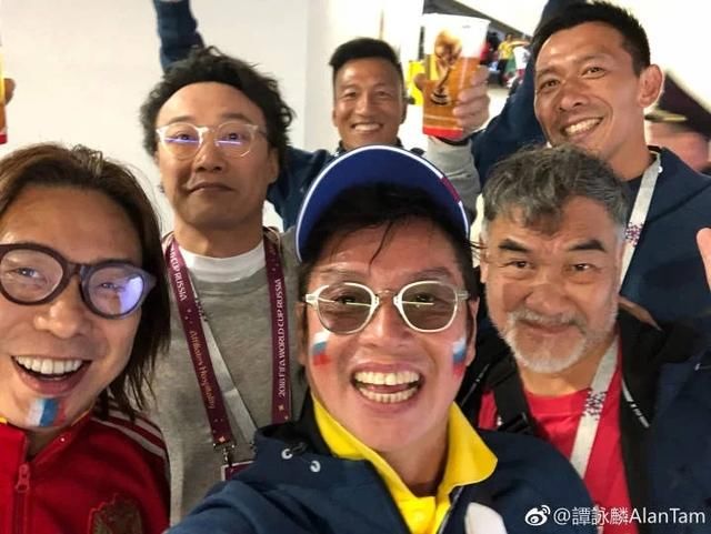 陈奕迅和谭咏麟组团去现场看世界杯了!