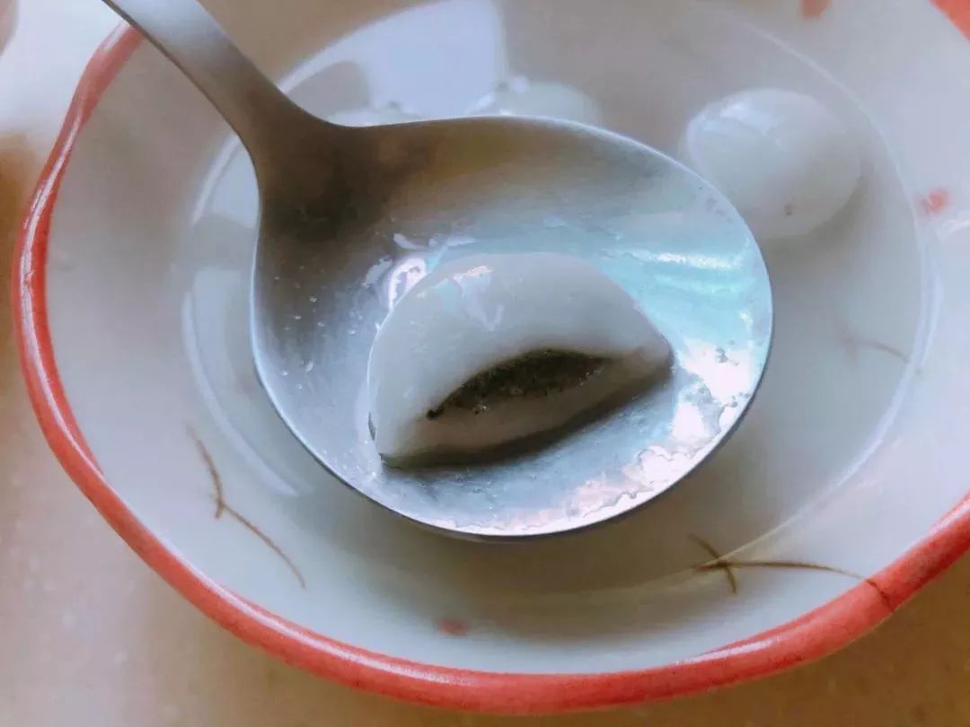 还争甜咸？我们狂吃十几包汤圆，榴莲抹茶玫瑰花……