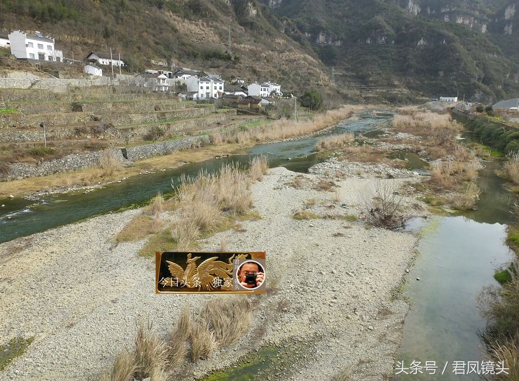 湖北宜昌:乡村河流奔腾，绿水养眼!这水能喝吗?