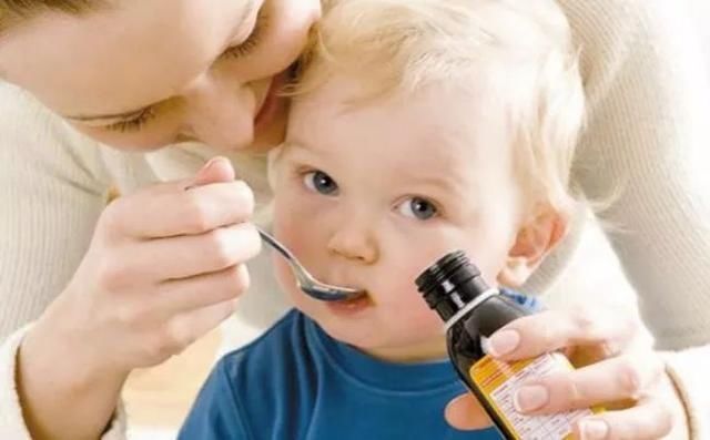 孩子感冒吃小儿氨酚黄那敏,小心使用不当造成