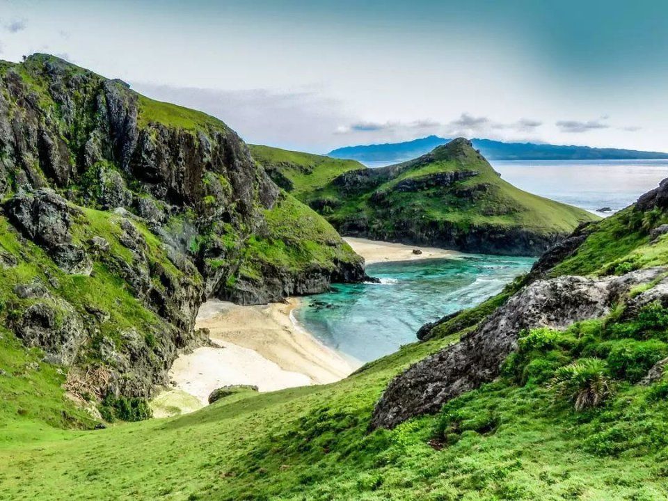 除了台湾,福建附近还有一处秘境小岛,有温泉火山迷倒欧洲背包客