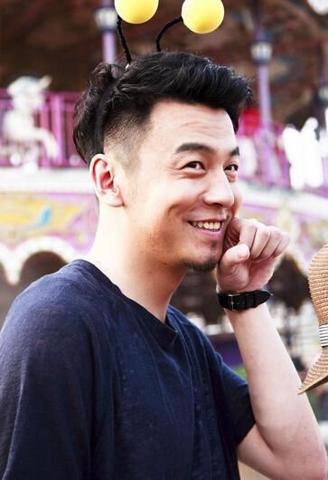 佟丽娅替大头哥雷佳音起笔名,网友:没想到你