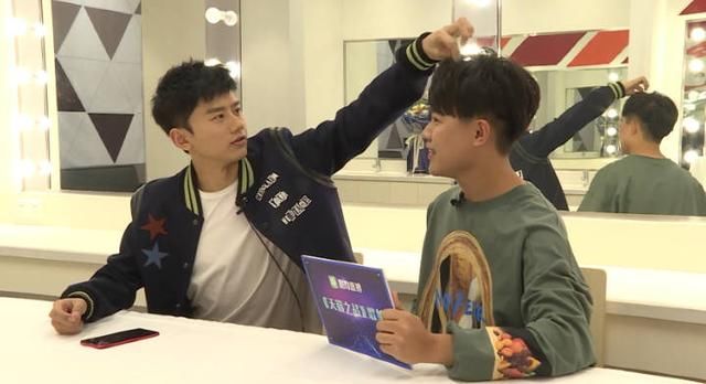 《天籁之战》四强产生!华晨宇杨坤张杰莫文蔚