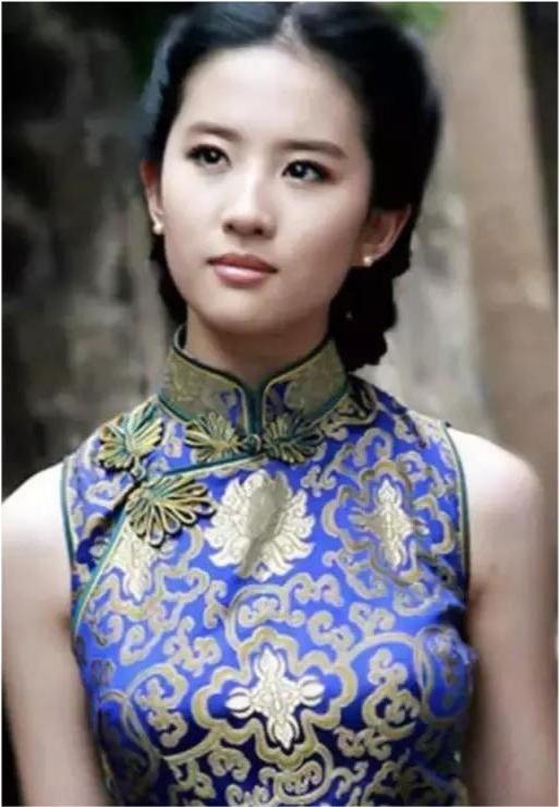 10名旗袍女星，刘亦菲赵丽颖上榜，最美的她无人超越，却已离世
