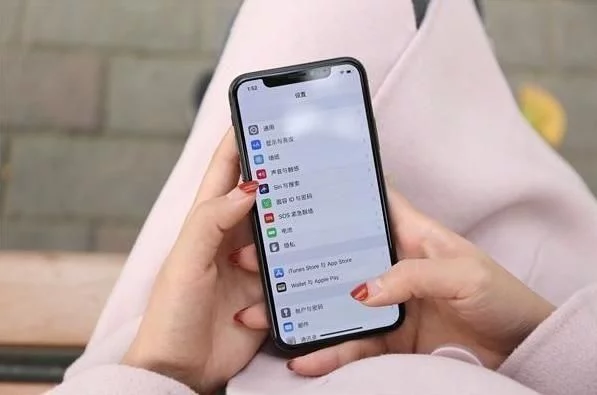 三星開發(fā)全新的解鎖方式，碾壓蘋果FaceID!