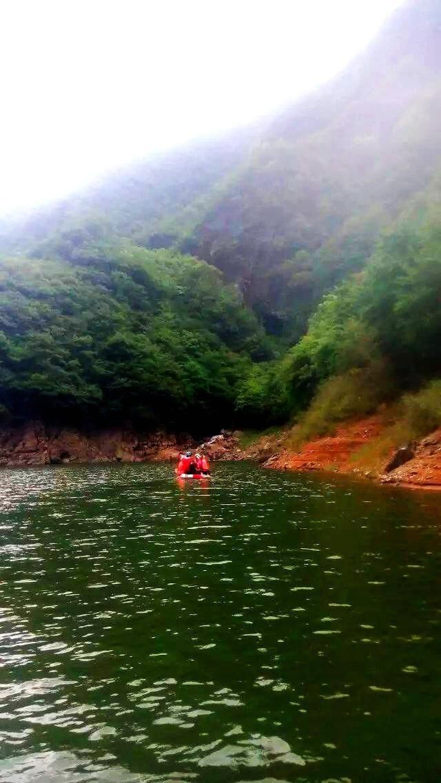 安徽洞穴探险队--探秘六百丈洞穴,发现神秘生物巢穴