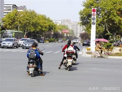 一拍脑袋的决策，电动自行车限速25公里，能解决安全隐患吗？