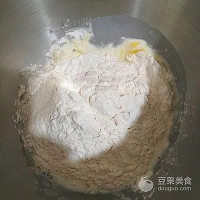 火腿乳酪卷的做法