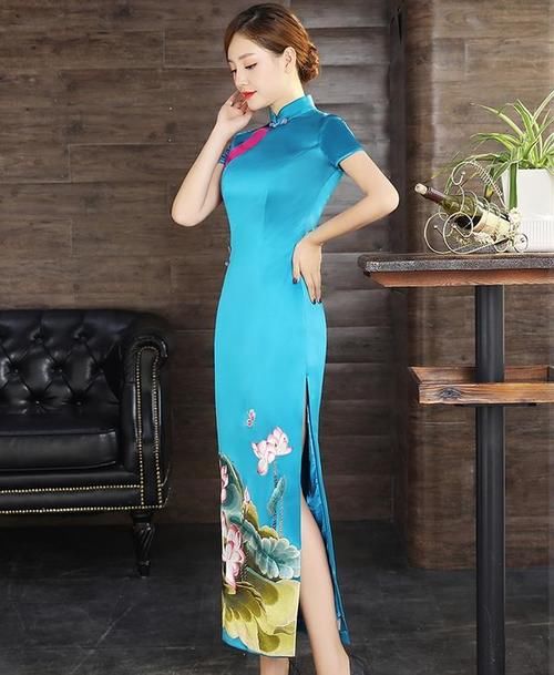 蓝色情趣旗袍--美丽文静外面,a蓝色永恒的真丝,柔情房找怎么得到图片