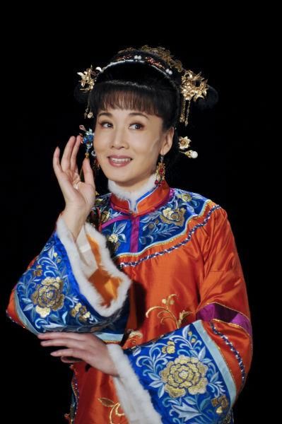 黄梅戏演员韩再芬个人简历,黄梅戏演员韩再芬个人简历图片大全