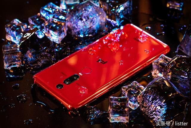 王思聪等人的新宠!揭晓华为MateRS保时捷版