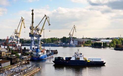 俄罗斯十万吨级航母将在这家船厂建造 有中国