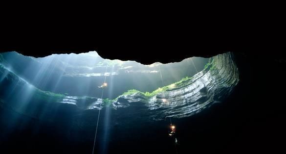 海底？山洞？这个夏天最燃的玩法！惊险刺激啊！