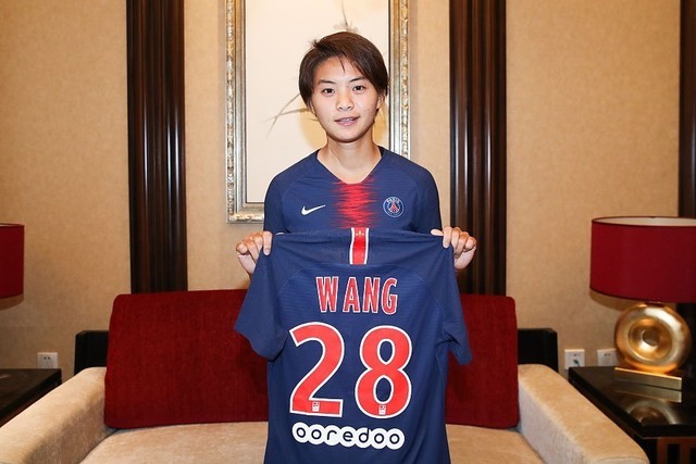 给机会不中用!女足狂丢8必进球,王霜肠子都悔