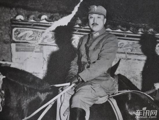 第一个从海外归来的国民党嫡系将领 毛主席设宴款待