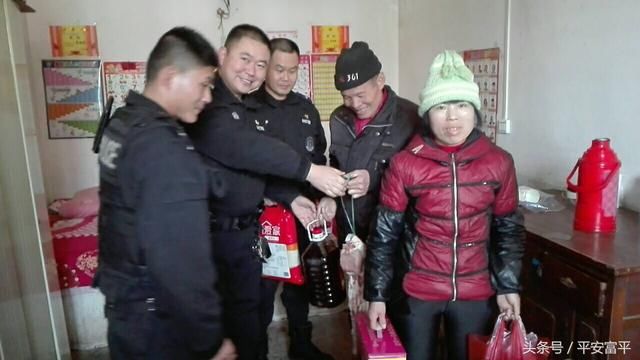 富平公安巡特警慰问困难队员及家属情暖警心