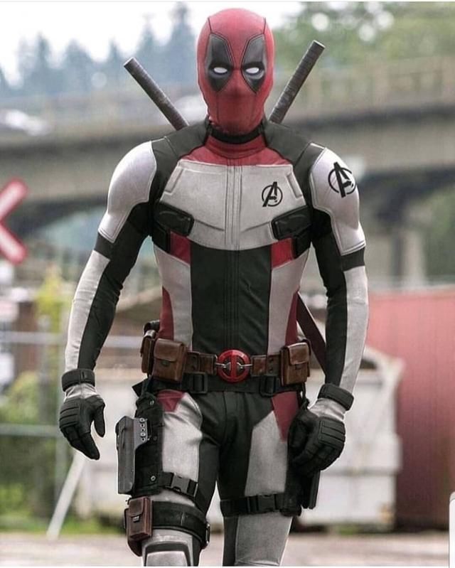 当死侍乱入《复联4》终极预告,画风立马变了,