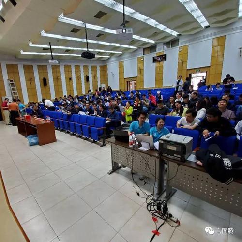 领队和国家机关职工比赛乒乓球运动中央在建门球场合同书图片