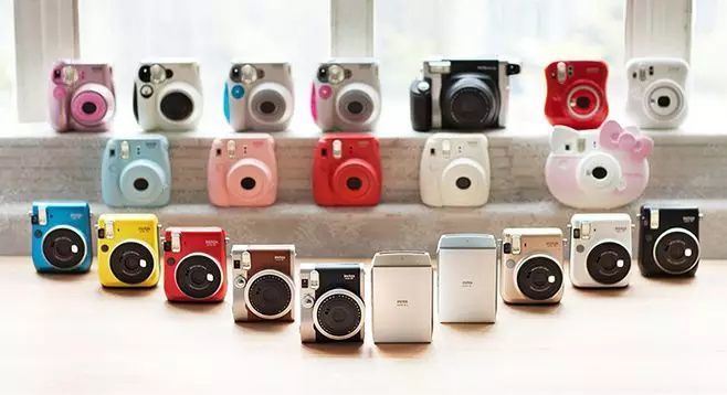 丢掉美丽滤镜，这些高颜值复古相机才是春游最佳