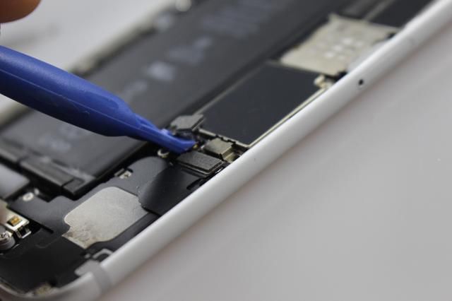 给iPhone6换块大容量电池,再战三年不难!