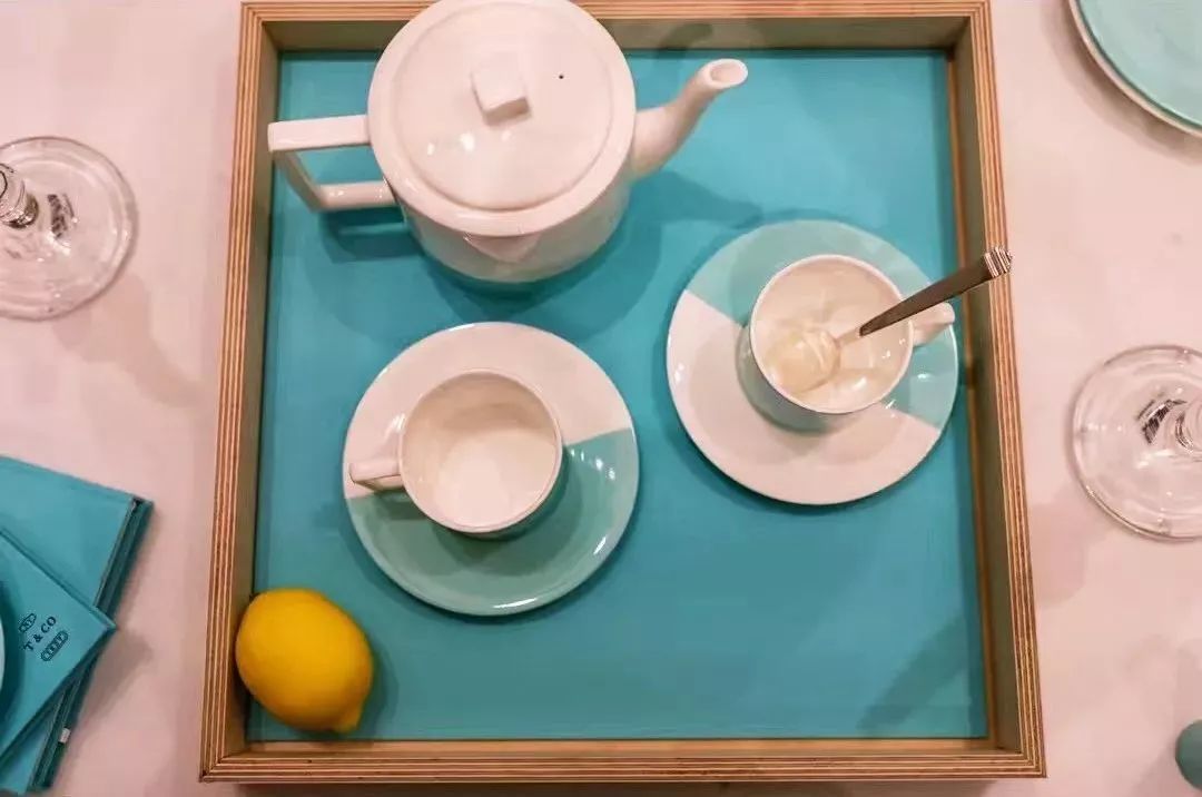 奢侈大牌纷纷开餐厅和咖啡馆,谁最好吃谁最坑爹?这里有答案