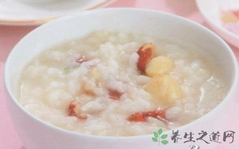 鲈鱼汤的做法孕妇喝 t01b0dca3a5a26a240b.jpg