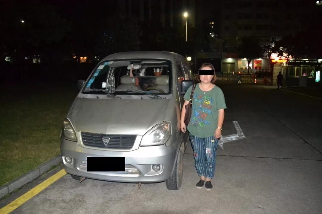 江门女汉子驾改装车贩卖走私汽油 犹如拉着