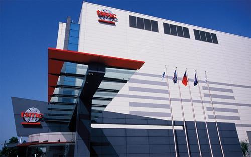 苹果说服富士康和台积电使用可再生能源制造i