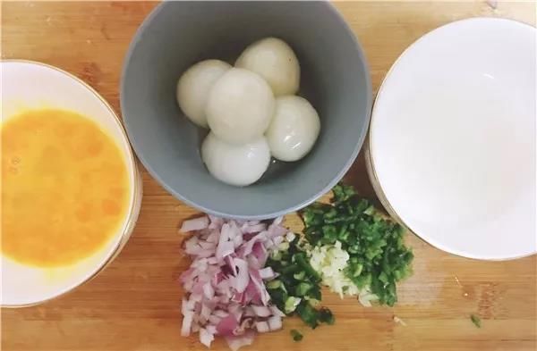 元宵节的隐藏菜单我们都替你准备好了,震惊全桌就靠这条微信!