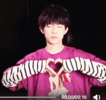 杨幂王源易烊千玺张艺兴,爱豆们都在做的手指舞你学会