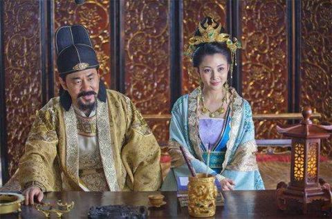 赵匡胤怒打大臣,此人说了十三个字,赵匡胤立马