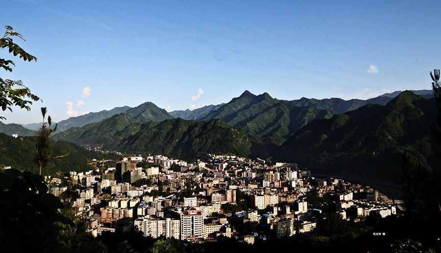 它是重庆最穷的县,却有众多美景,被誉为中国生