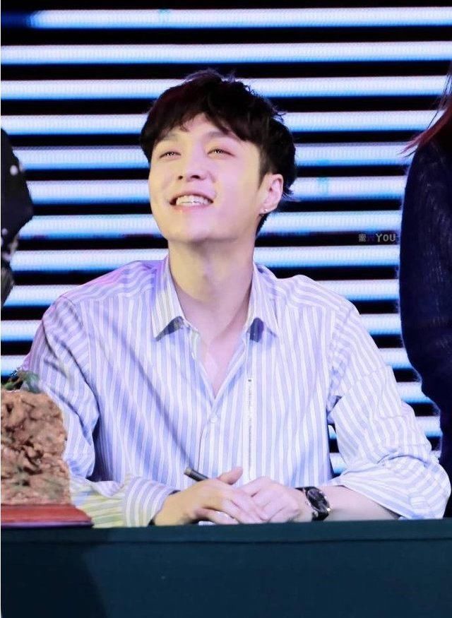 日常催女友!极限男人帮重聚,黄磊备年货,张艺兴