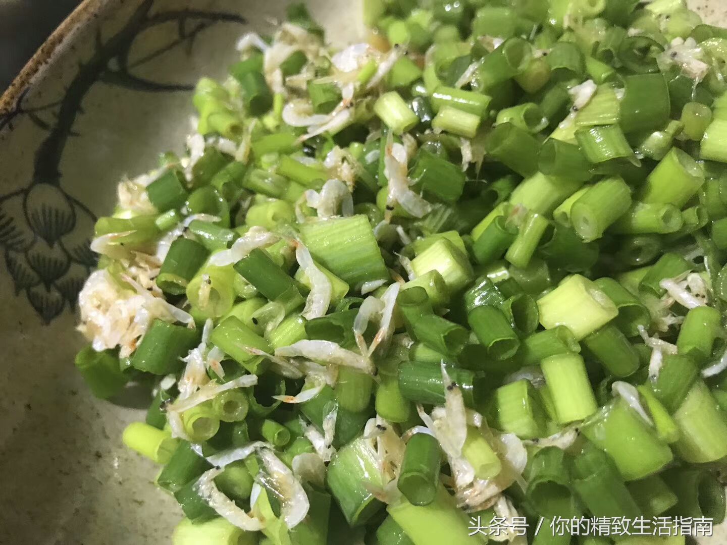 山东三线城市的海边 点这么一小桌海鲜 你看值