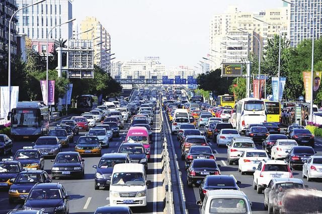 节后迎来返程高峰，堵车成为常态，有一个国家却不堵车，为什么？