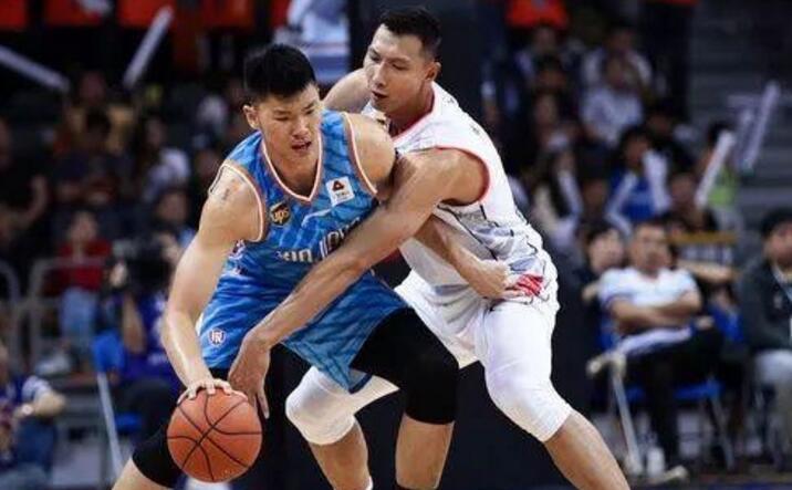 终于明白为什么广东男篮不担心新疆启用亚当斯