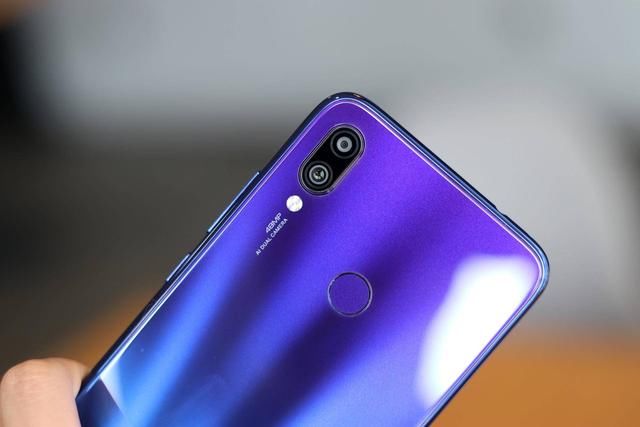 红米Note7评测首发!红米独立第一款新机,死磕