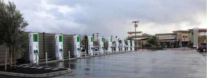 大众子公司在加州安装首个350-kW电动汽车充电桩