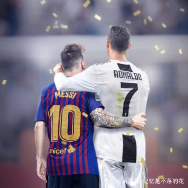 他是中国人,我相信一定可以带领中国足球队共